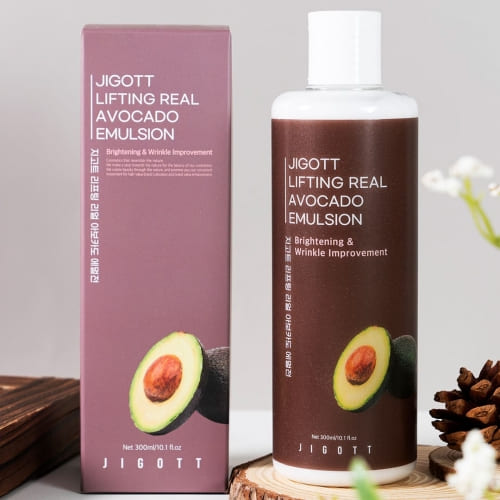 Product and packaging set of JIGOTT Avocado Emulsion with box standing next to bottle