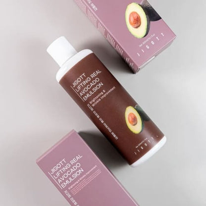Top view of JIGOTT emulsion bottle surrounded by matching boxes for retail presentation